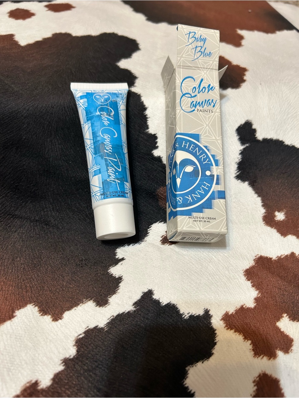 NIB Hank & Henry Color Canvas Paints Baby Blue Cream Tube